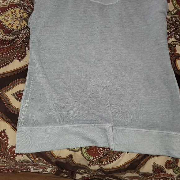 2piece Calvin Klein capri - Picture 3 of 7